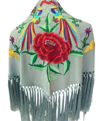 MANTONCILLO BORDADO B1