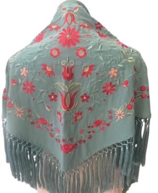 MANTONCILLO BORDADO J1